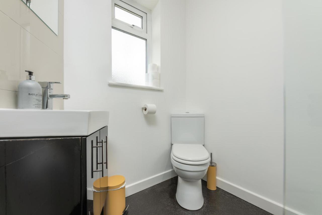 Stayright- 2 Bedroom House, Centrally Located & Close Walk To City Centre Cardiff Exteriér fotografie