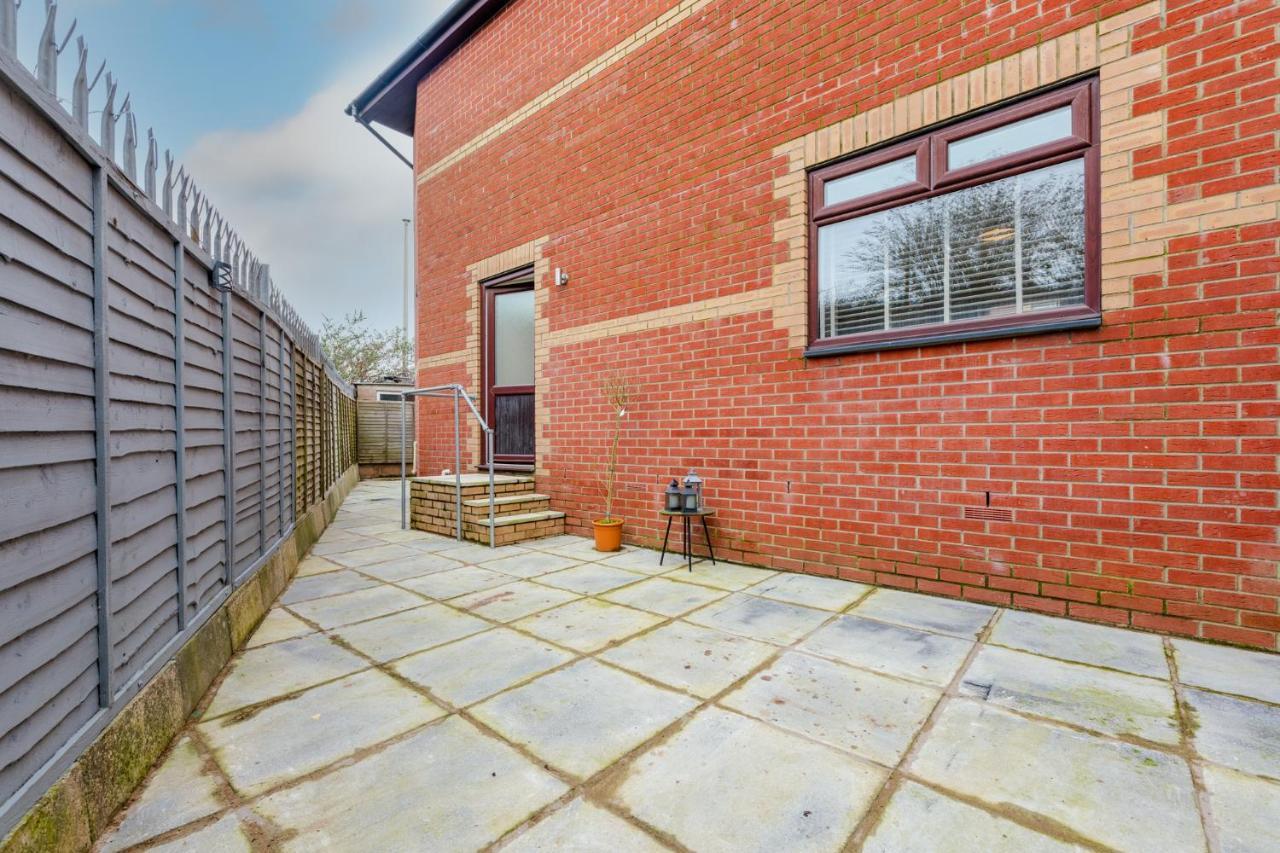Stayright- 2 Bedroom House, Centrally Located & Close Walk To City Centre Cardiff Exteriér fotografie